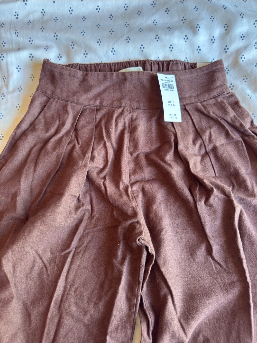 Abercrombie & Fitch Wide-Leg Pants in Dusty Brown - Picture 3 of 4